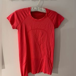 Lululemon swiftly tee